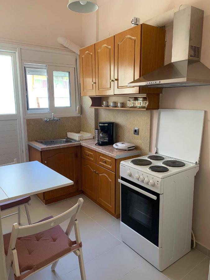 Meletis House Leilighet Loutraki  Eksteriør bilde